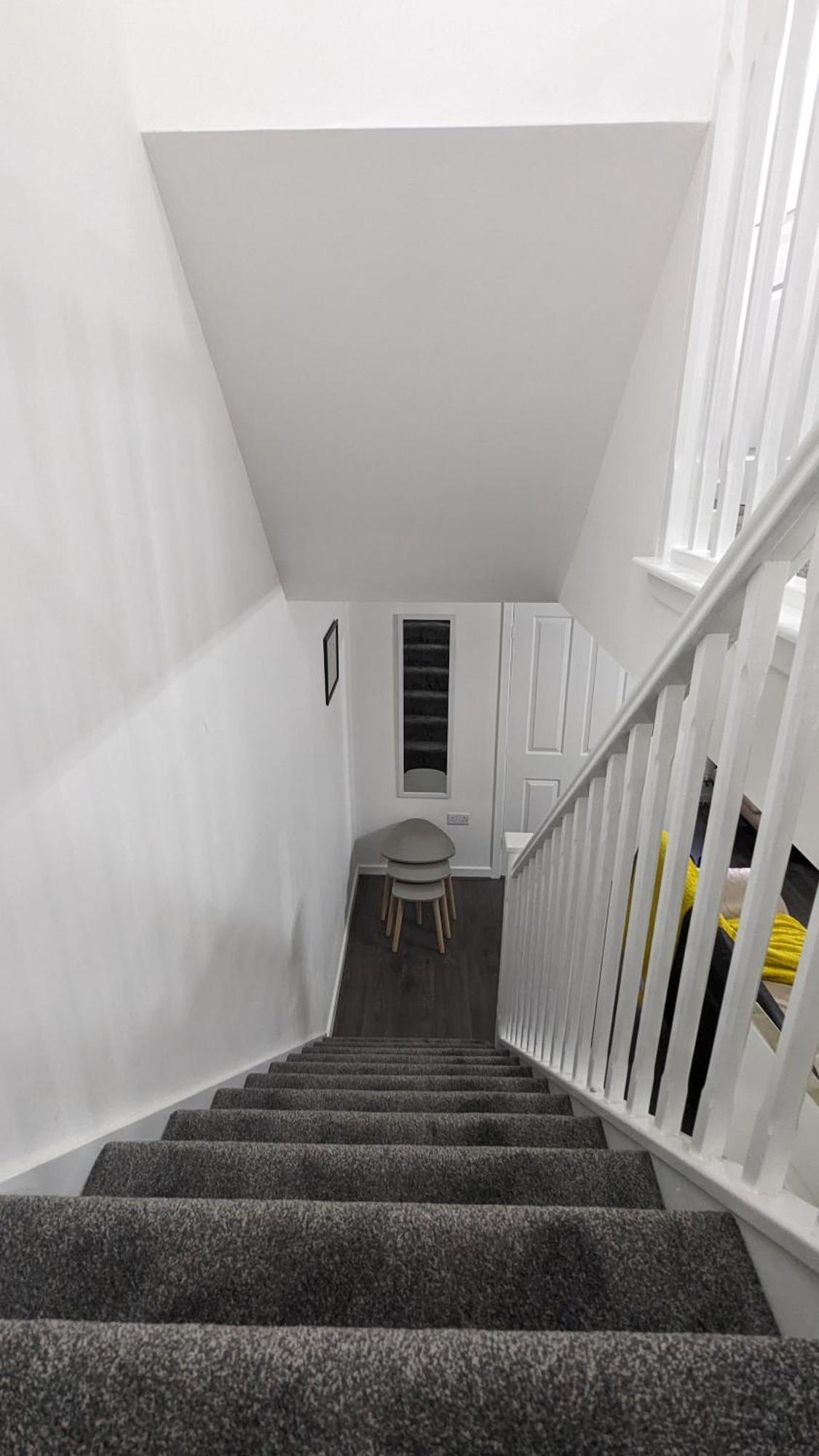 Clariturf - 4 Bedroom Semi - Private Parking Near Turf Moor, Town Centre, Transport And Motorway Links Next To Canal, 3 Parks And Lake - Sky And Netflix Burnley Buitenkant foto